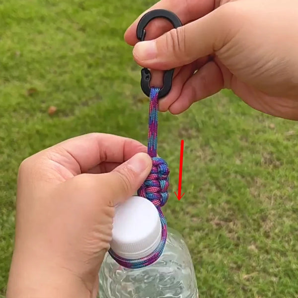Outdoor-Multifunctional-Water-Bottle-Buckle-Kettle-Buckle-Umbrella-Rope-Buckle-Hat-Bbuckle-Mineral-Water-Universal-Keychain.jpg